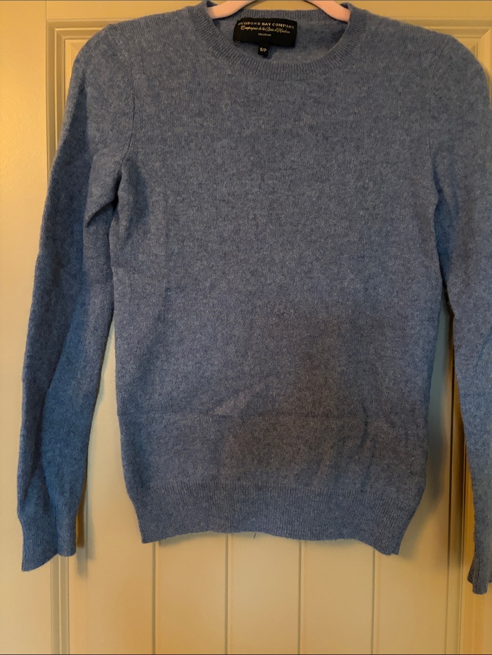 100% Cashmere Hudson Bay Company Small